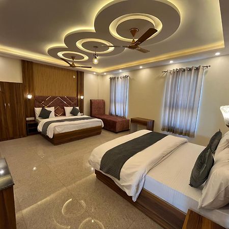 Hotel Grand Safari Kotdwāra 外观 照片